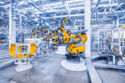 I oktober 2023 falt industrielle produsentpriser 2,6 % fra år til år og forbl...